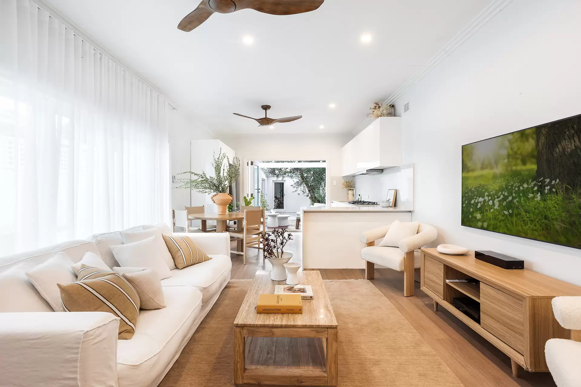 26 Garden Street, Maroubra Sold by Sydney Sotheby's International Realty - image 2