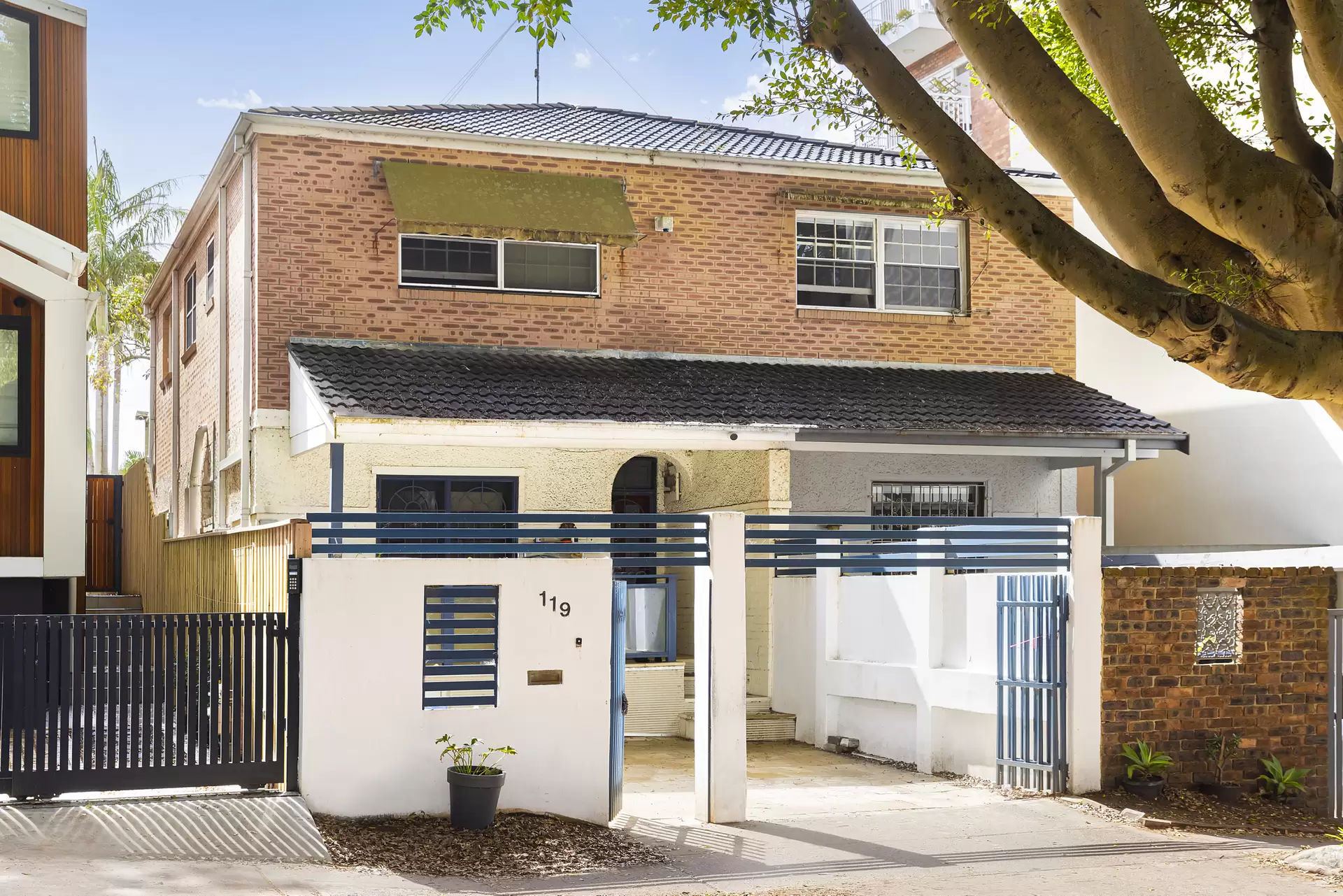 119 Hall Street, Bondi Beach Sold by Sydney Sotheby's International Realty - image 1