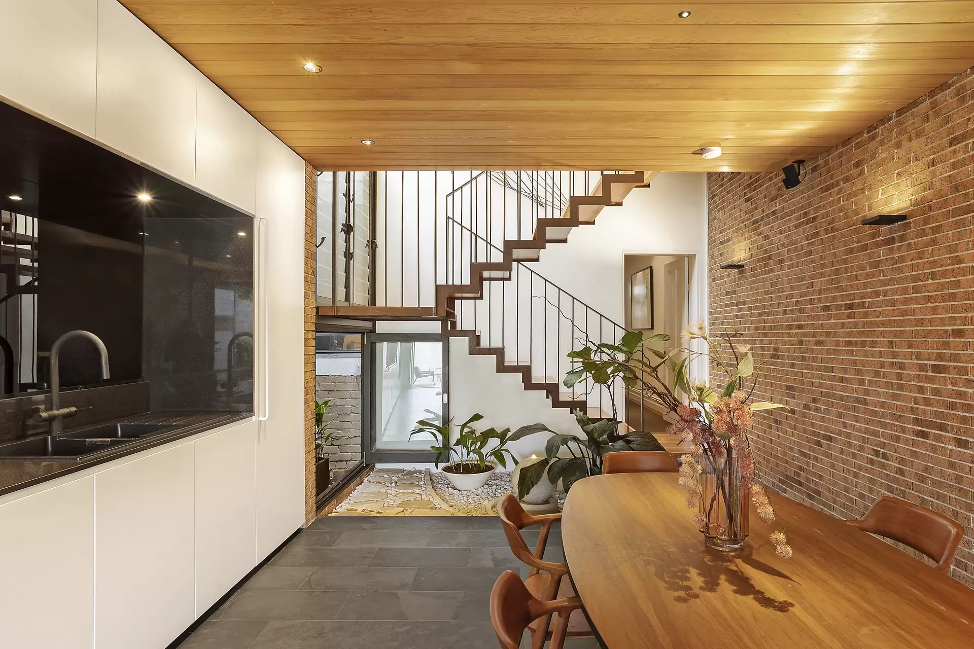 209 Lawrence Street, Alexandria Sold by Sydney Sotheby's International Realty - image 14
