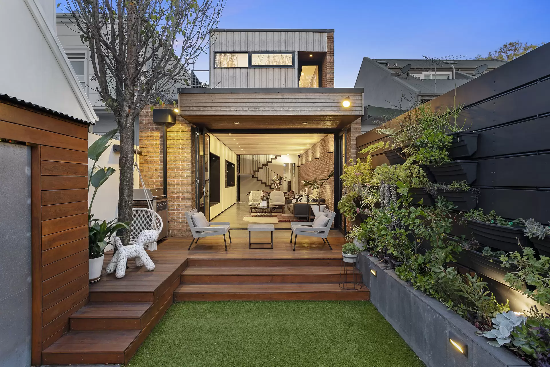 209 Lawrence Street, Alexandria Sold by Sydney Sotheby's International Realty - image 1