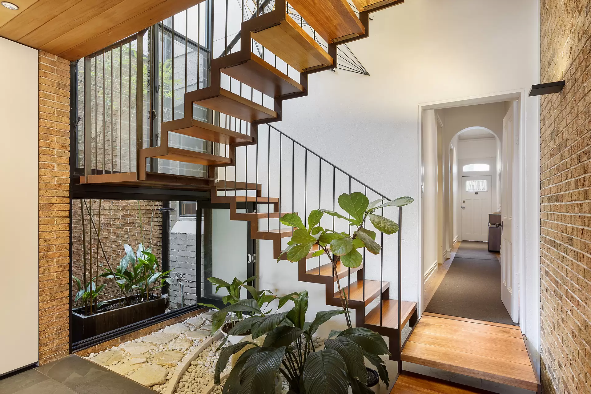 209 Lawrence Street, Alexandria Sold by Sydney Sotheby's International Realty - image 5