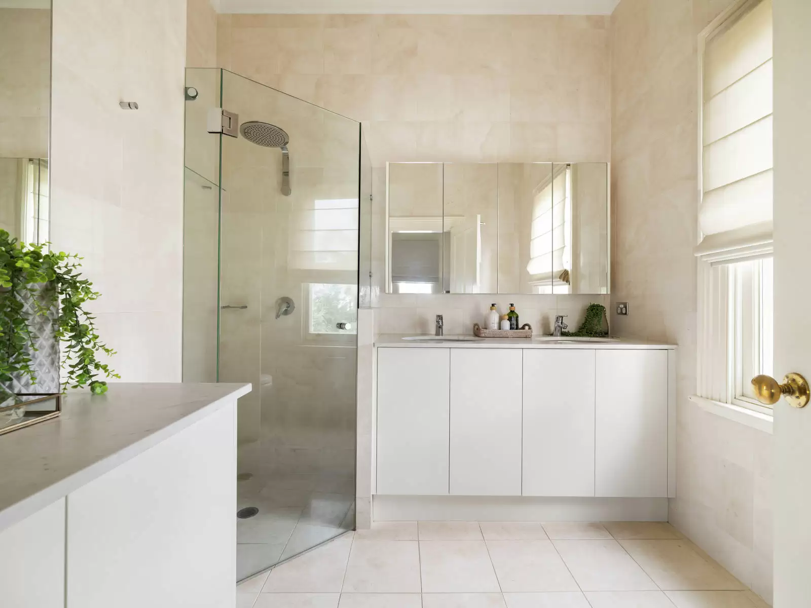 35 Grandview Street, Pymble Sold by Sydney Sotheby's International Realty - image 22