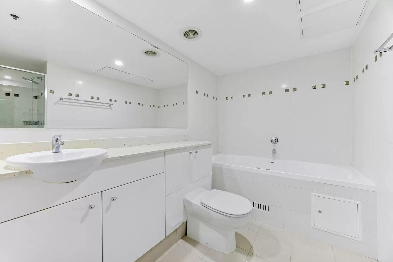 5903/93 Liverpool Street, Sydney Leased by Sydney Sotheby's International Realty - image 4
