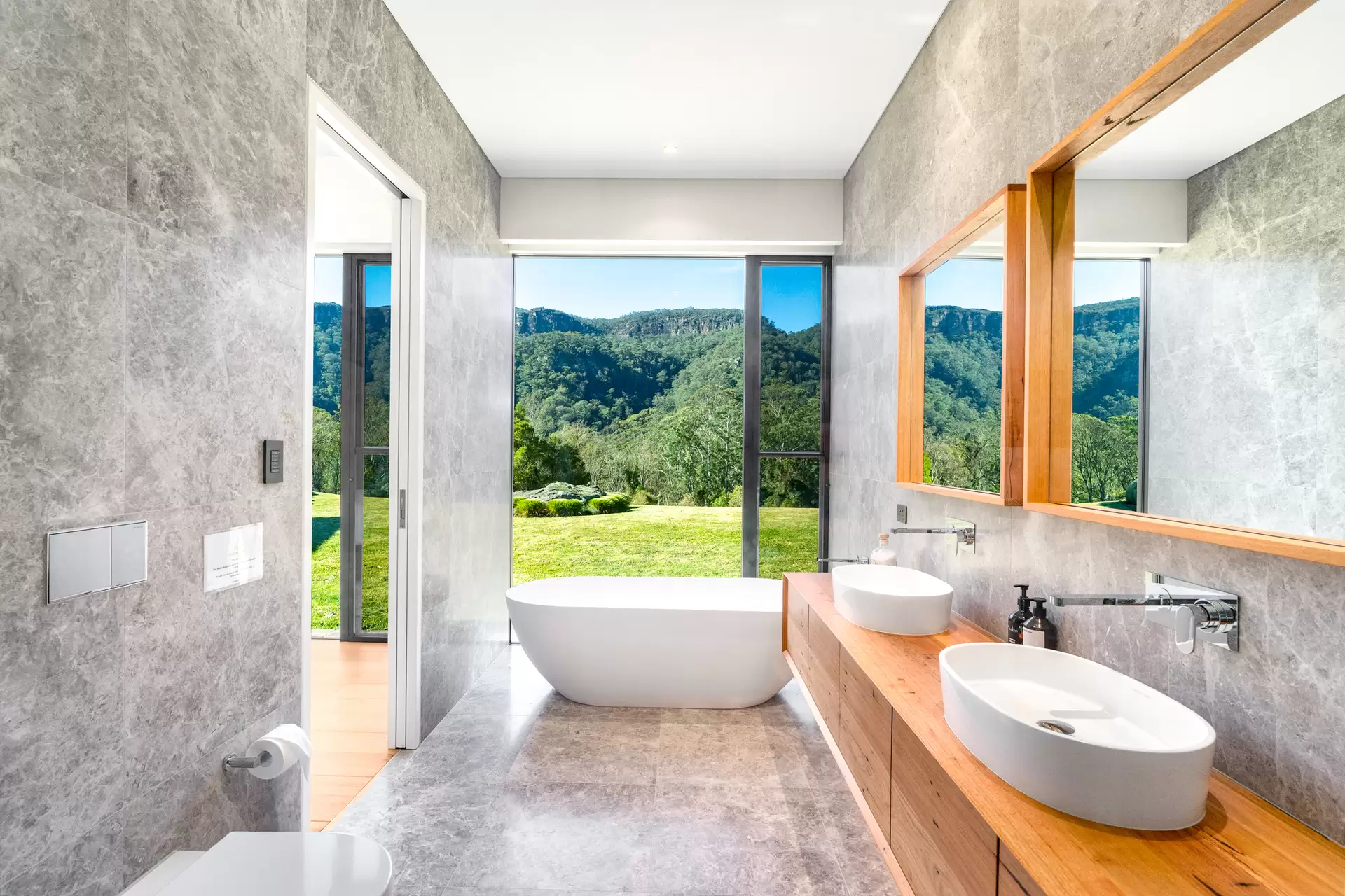 Barrengarry For Sale by Sydney Sotheby's International Realty - image 31
