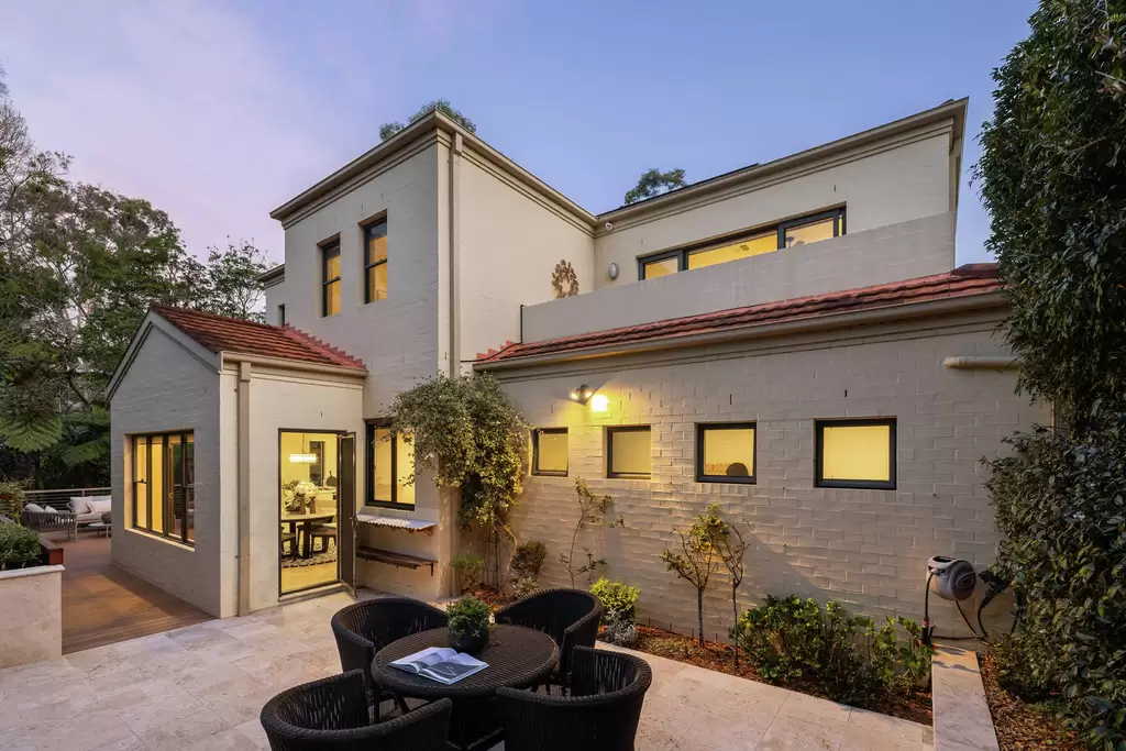 4/37-39 Kenthurst Road, St Ives Sold by Sydney Sotheby's International Realty