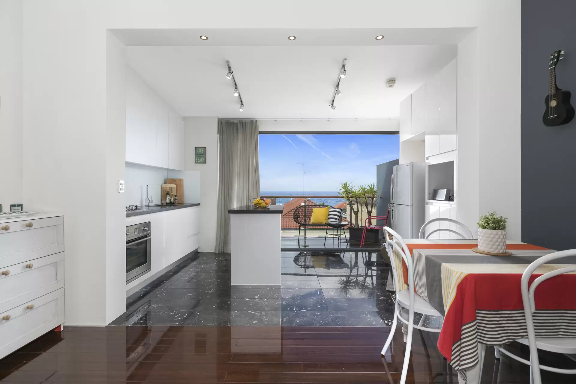 7/1 Thorpe Street, Clovelly Sold by Sydney Sotheby's International Realty - image 4
