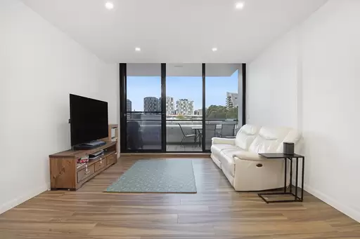 251/102 Dalmeny Avenue, Rosebery Sold by Sydney Sotheby's International Realty