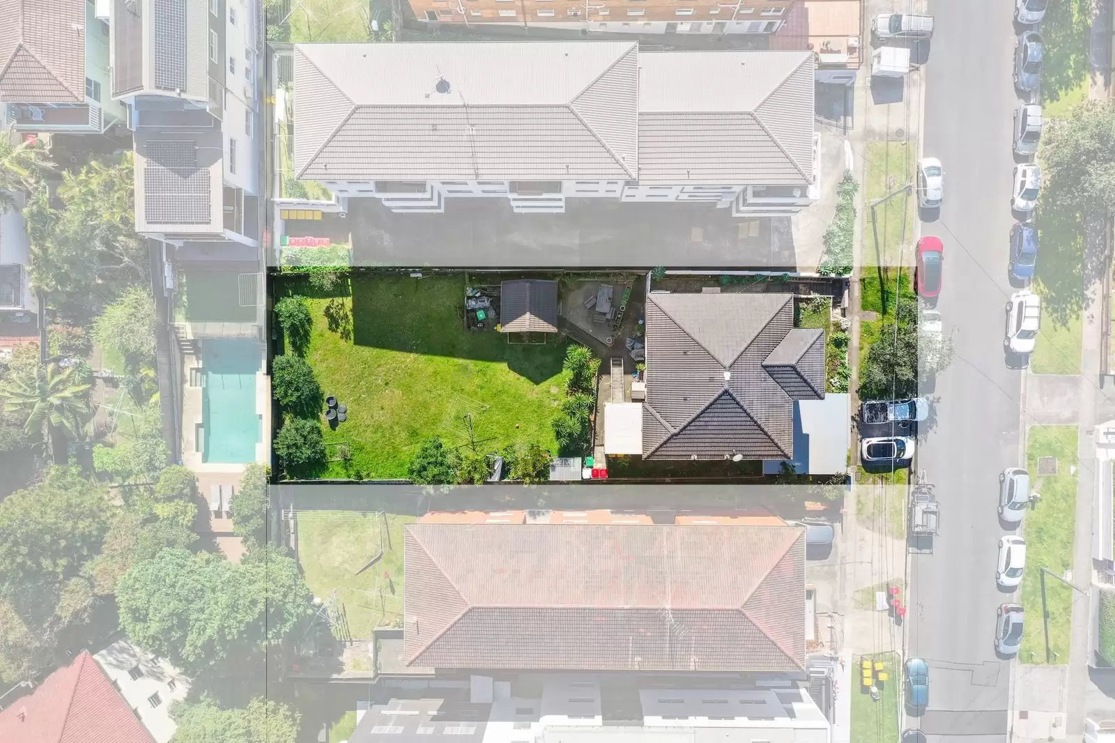1 & 2/32 Bona Vista Avenue, Maroubra Sold by Sydney Sotheby's International Realty - image 2