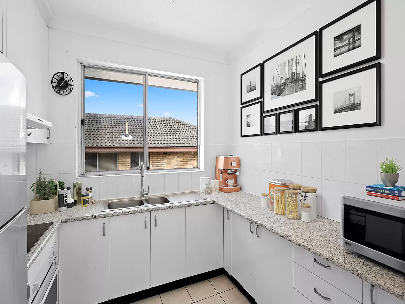 Unit 5/6 Blenheim Street, Randwick Sold by Sydney Sotheby's International Realty - image 4