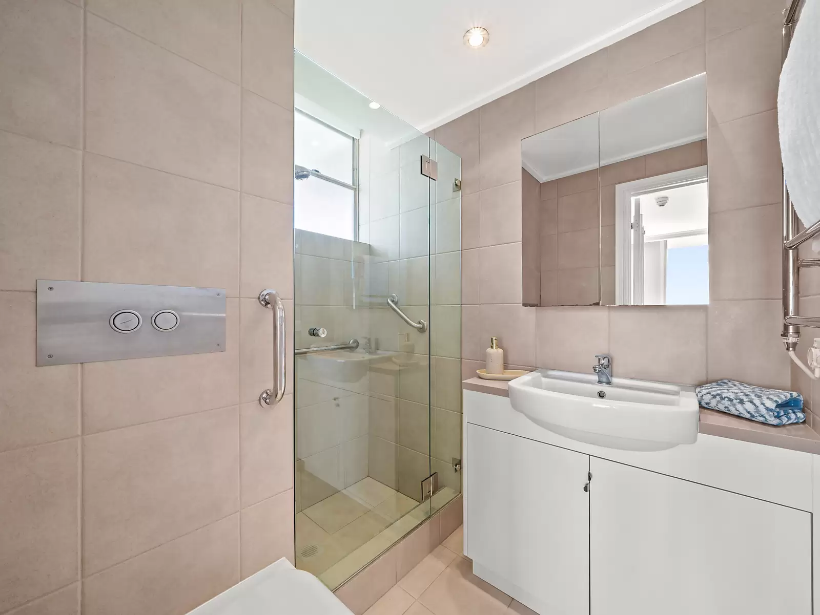 11C/13-15 Thornton Street, Darling Point Sold by Sydney Sotheby's International Realty - image 15