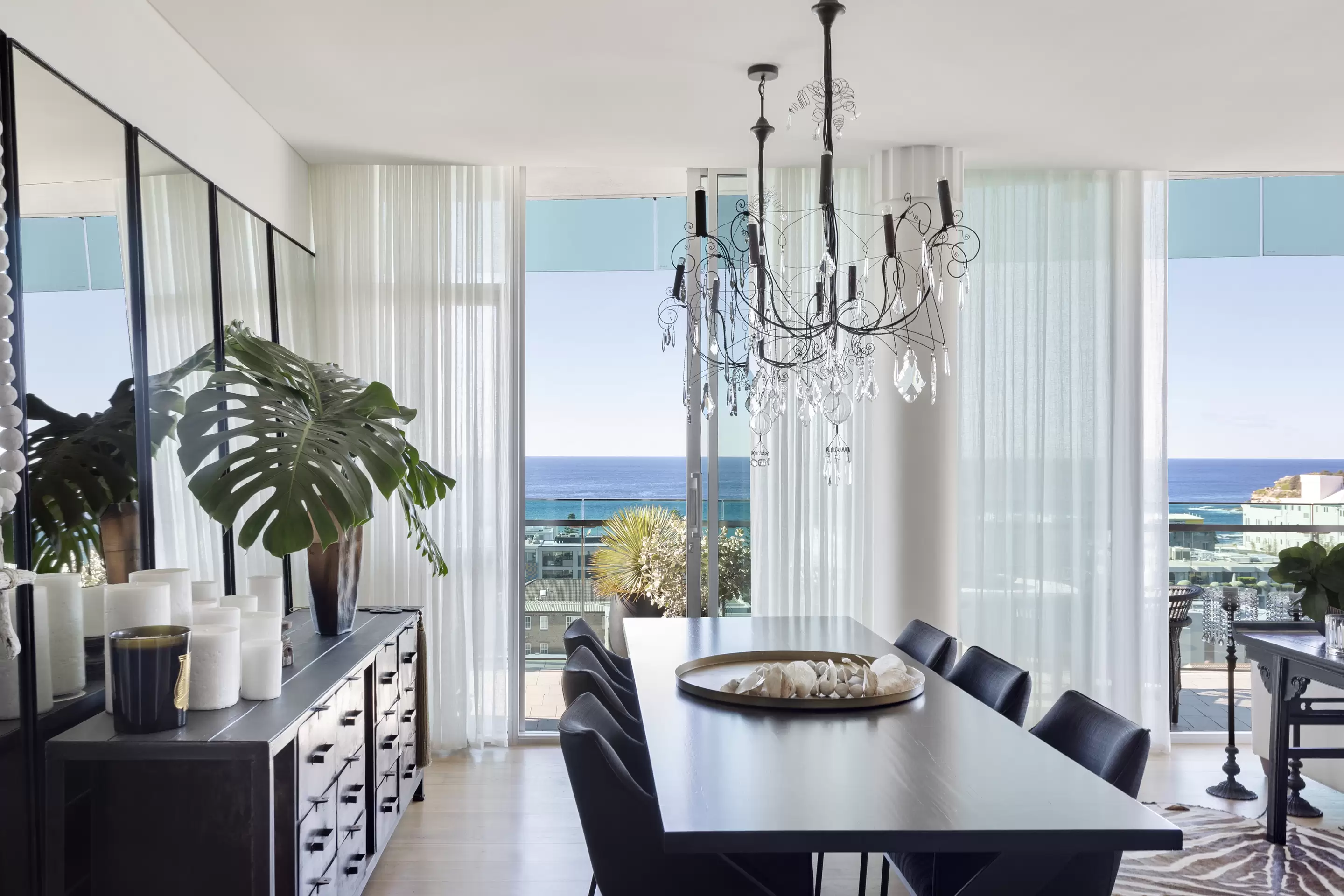 701/63 Hall Street, Bondi Beach Sold by Sydney Sotheby's International Realty - image 3