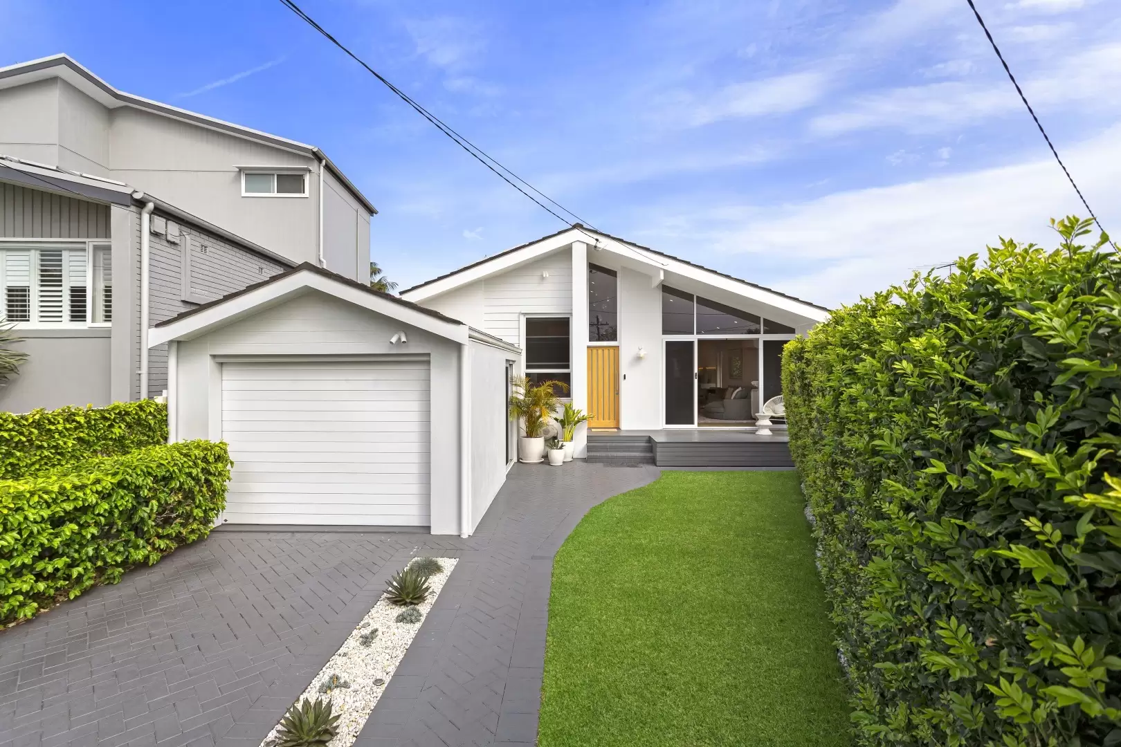 20 Bennett Place, Maroubra Sold by Sydney Sotheby's International Realty - image 1
