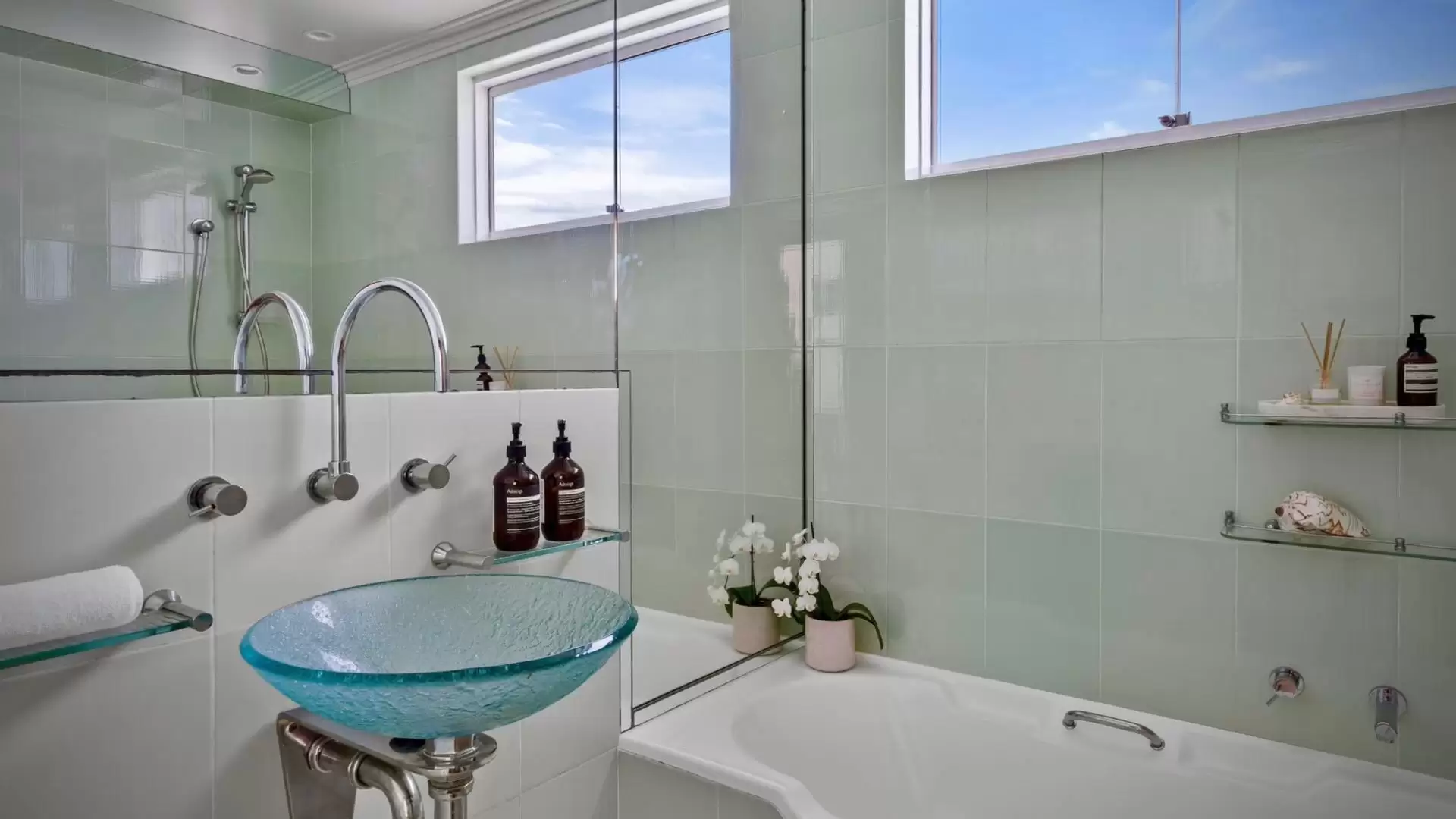 9/16 Notts Avenue, Bondi Beach Sold by Sydney Sotheby's International Realty - image 13