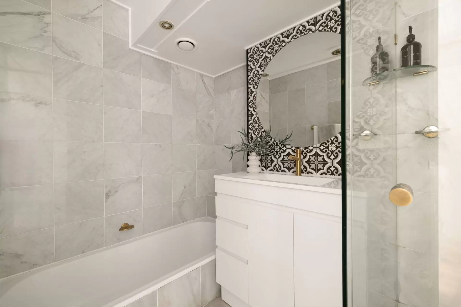 14/351 Edgecliff Road, Edgecliff Sold by Sydney Sotheby's International Realty - image 7