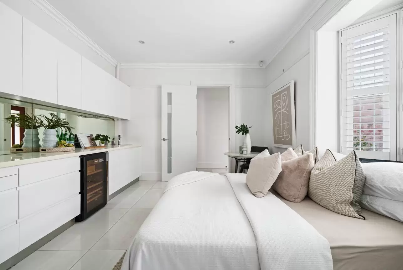 8 Bon Accord Avenue, Bondi Junction Sold by Sydney Sotheby's International Realty - image 9