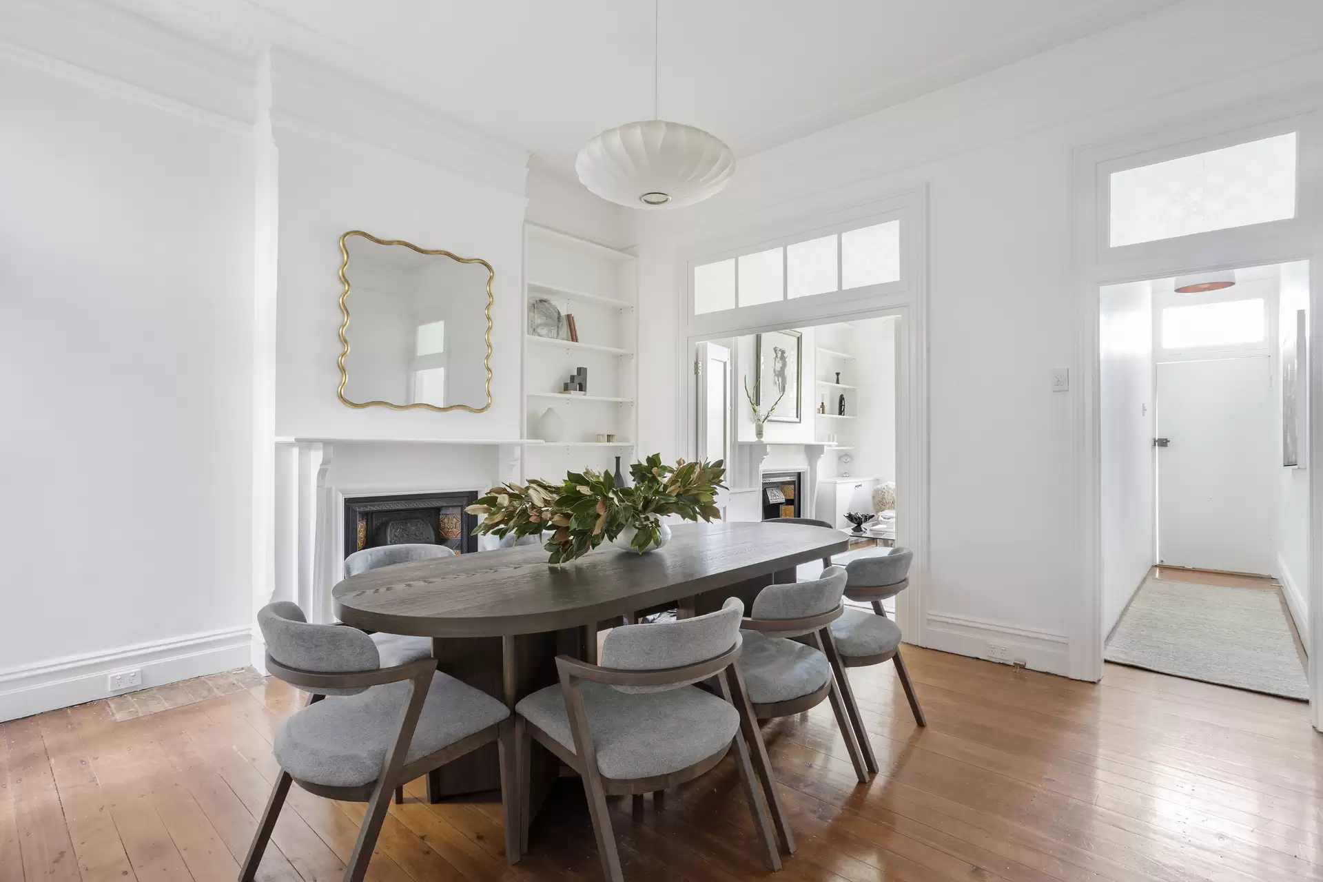 110 Edgecliff Road, Woollahra Sold by Sydney Sotheby's International Realty - image 1