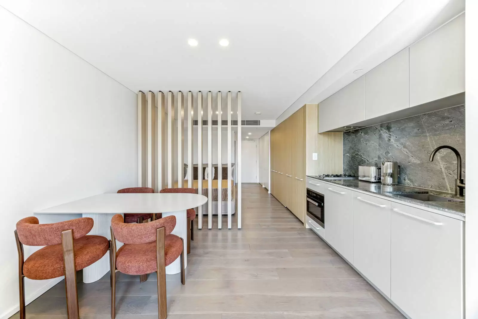503/226 Victoria Street, Potts Point Leased by Sydney Sotheby's International Realty - image 2