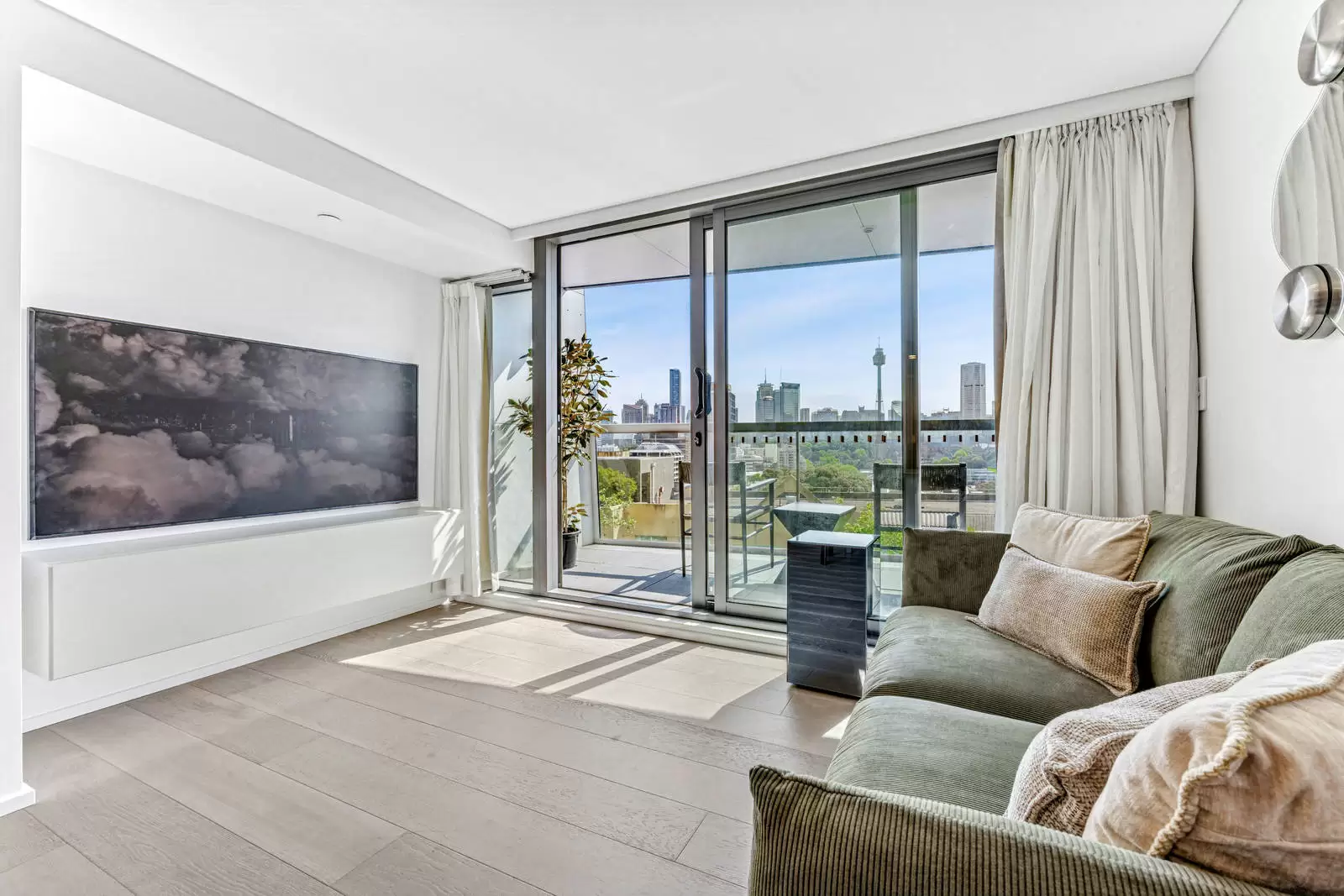503/226 Victoria Street, Potts Point Leased by Sydney Sotheby's International Realty - image 3