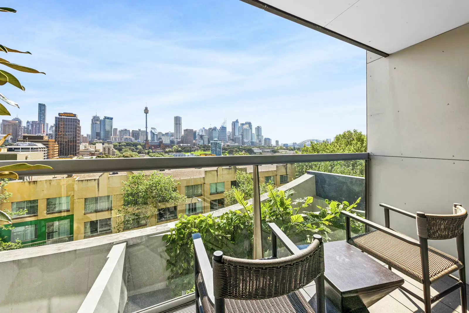 503/226 Victoria Street, Potts Point Leased by Sydney Sotheby's International Realty - image 1