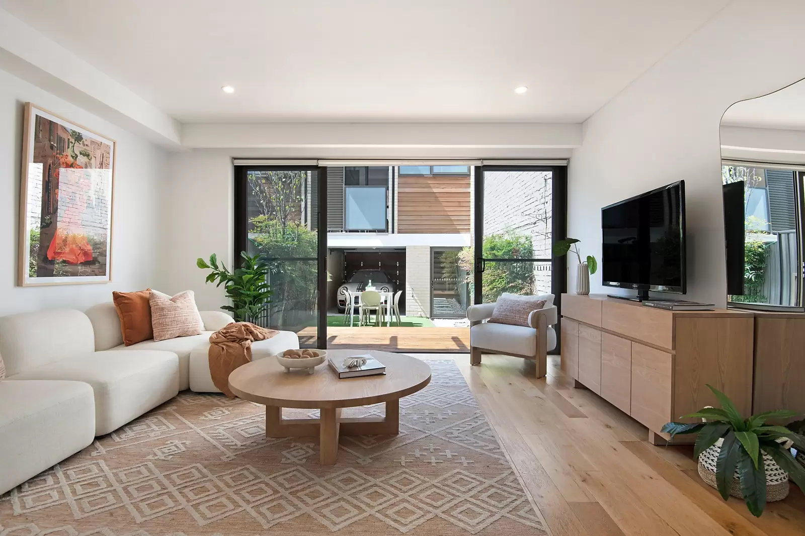 189 Victoria Street, Beaconsfield Sold by Sydney Sotheby's International Realty - image 2