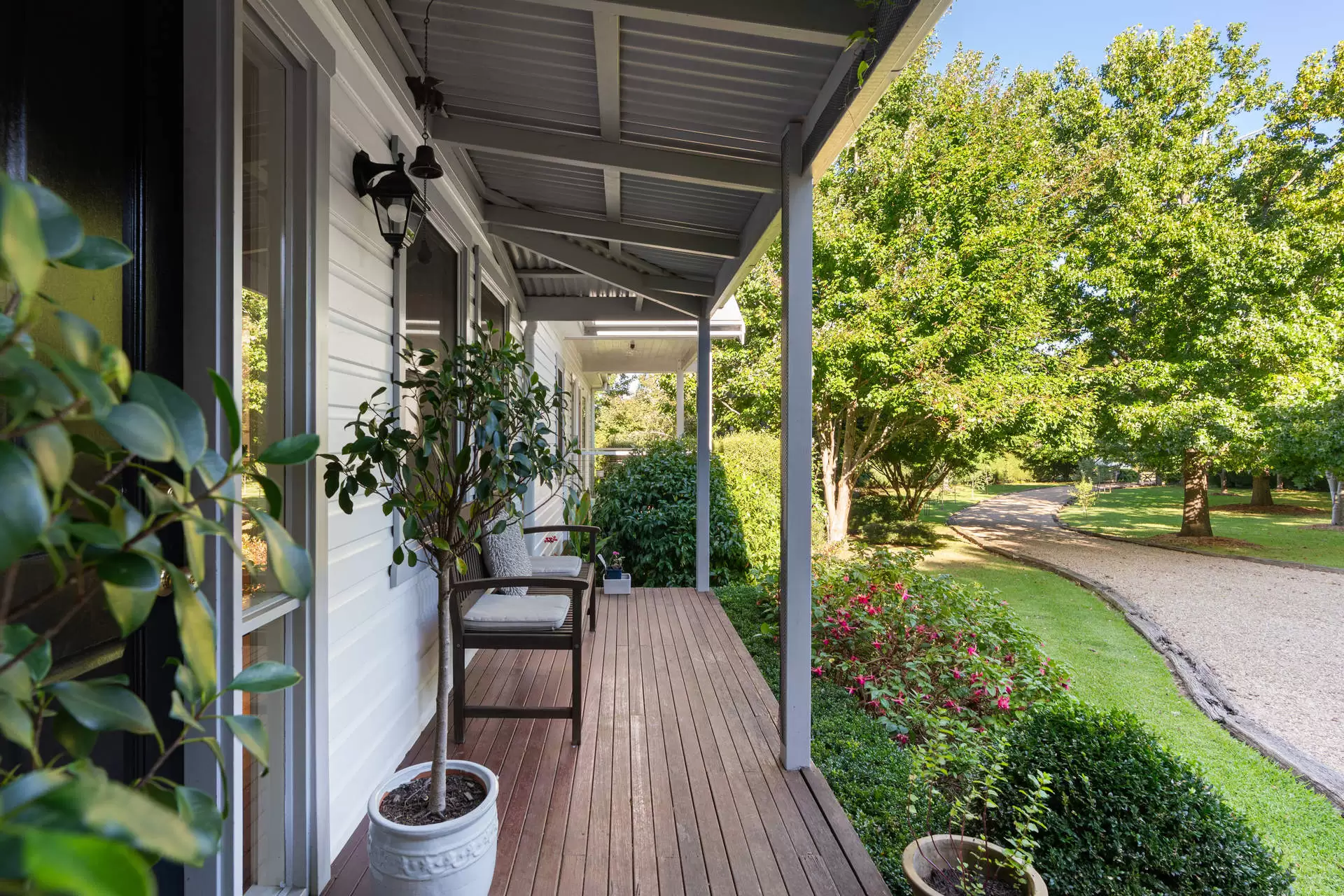 14-16 Hambridge Road, Yerrinbool Sold by Sydney Sotheby's International Realty - image 3