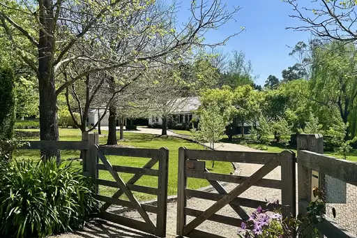 14-16 Hambridge Road, Yerrinbool Sold by Sydney Sotheby's International Realty
