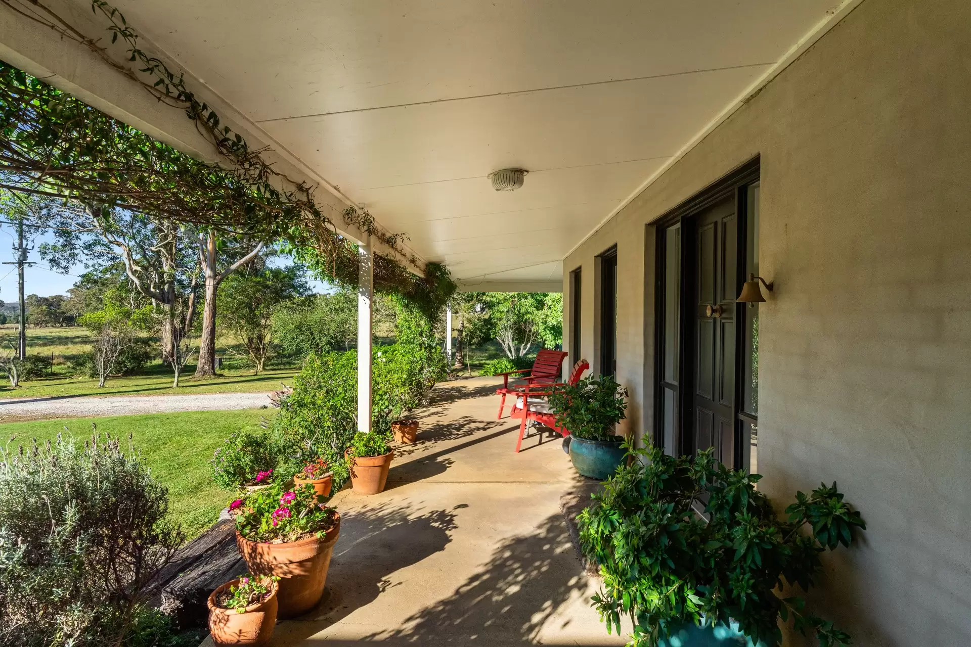 271 Woodlands Road, Woodlands Sold by Sydney Sotheby's International Realty - image 2
