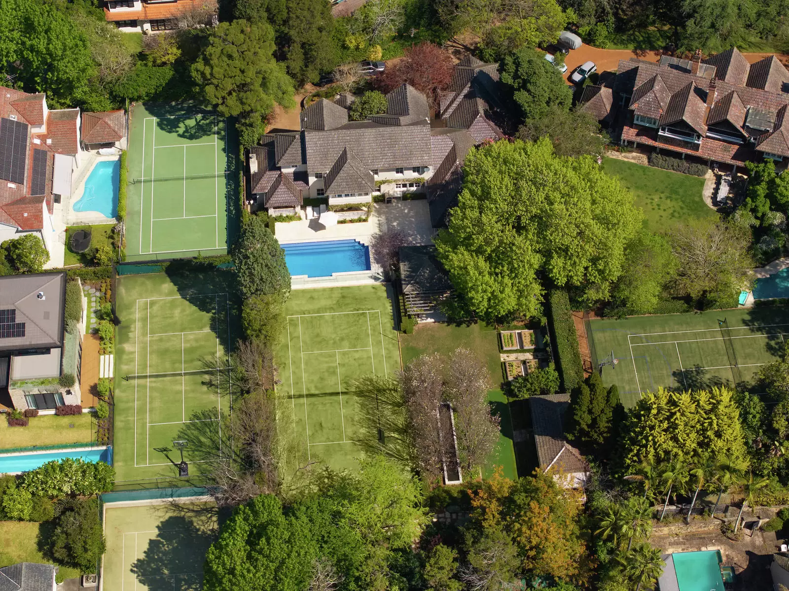 9 Pibrac Avenue, Warrawee Sold by Sydney Sotheby's International Realty - image 4