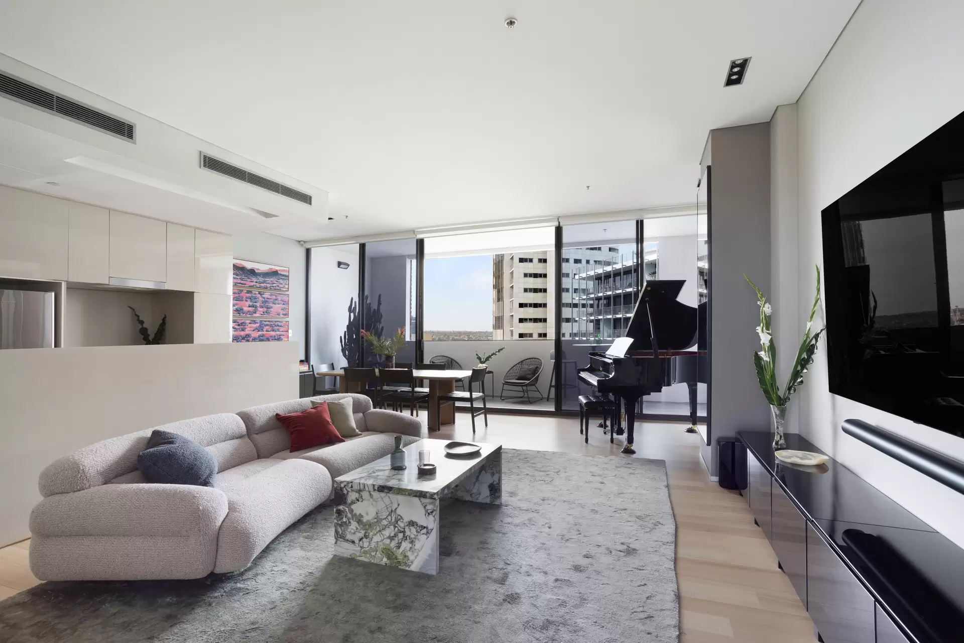 504/437 Bourke Street, Surry Hills Sold by Sydney Sotheby's International Realty - image 1