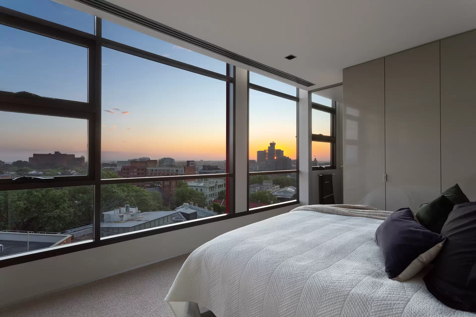 504/437 Bourke Street, Surry Hills Sold by Sydney Sotheby's International Realty - image 1
