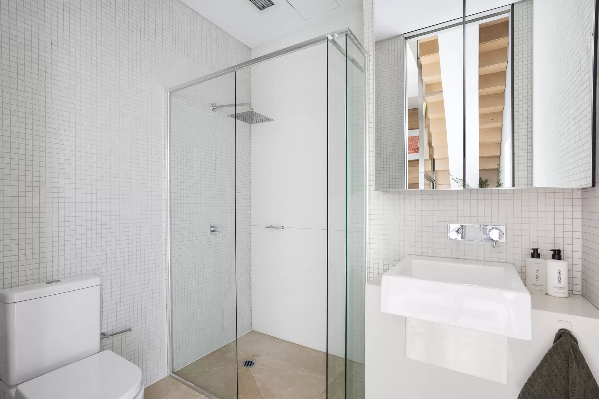504/437 Bourke Street, Surry Hills Sold by Sydney Sotheby's International Realty - image 1