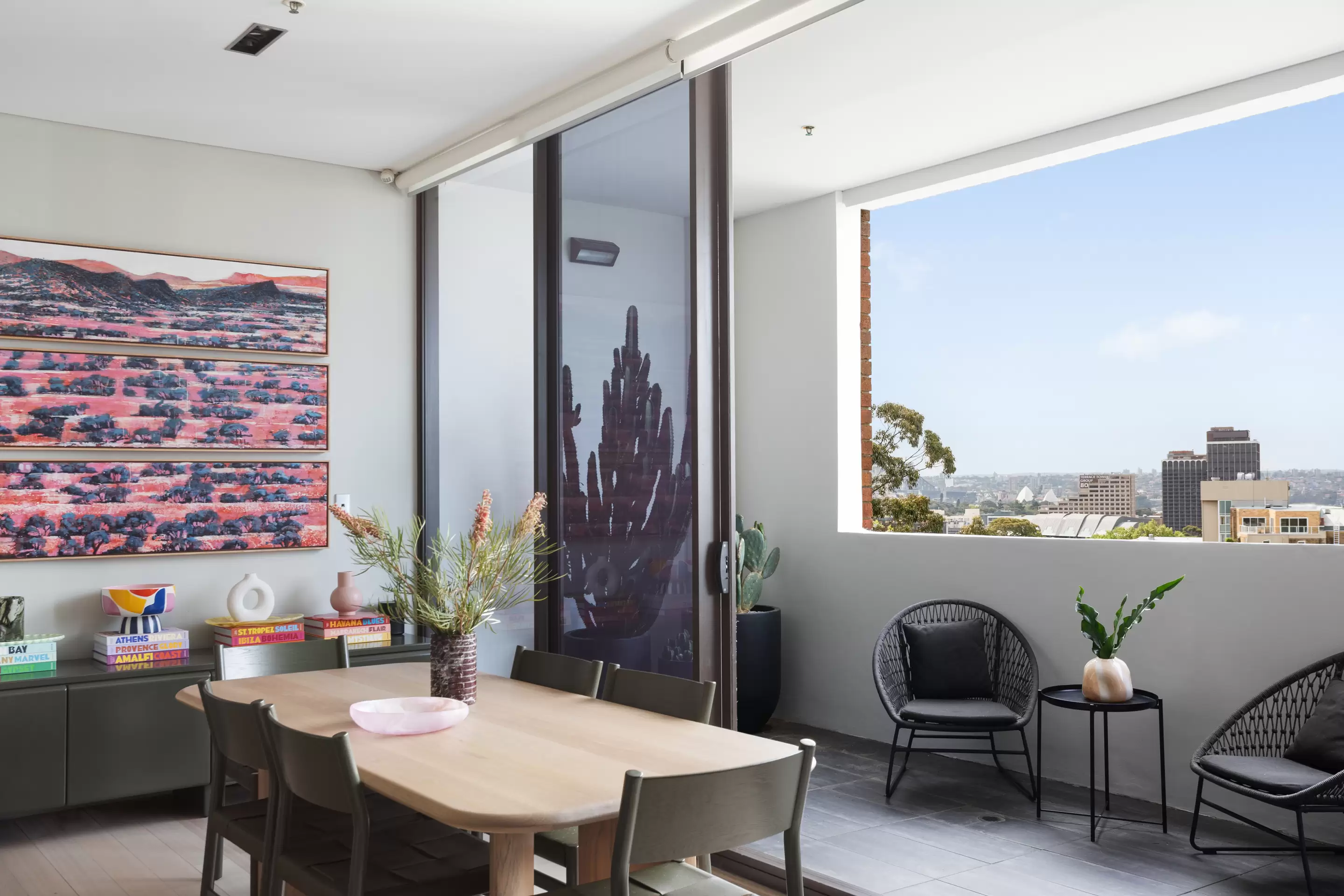 504/437 Bourke Street, Surry Hills Sold by Sydney Sotheby's International Realty - image 2