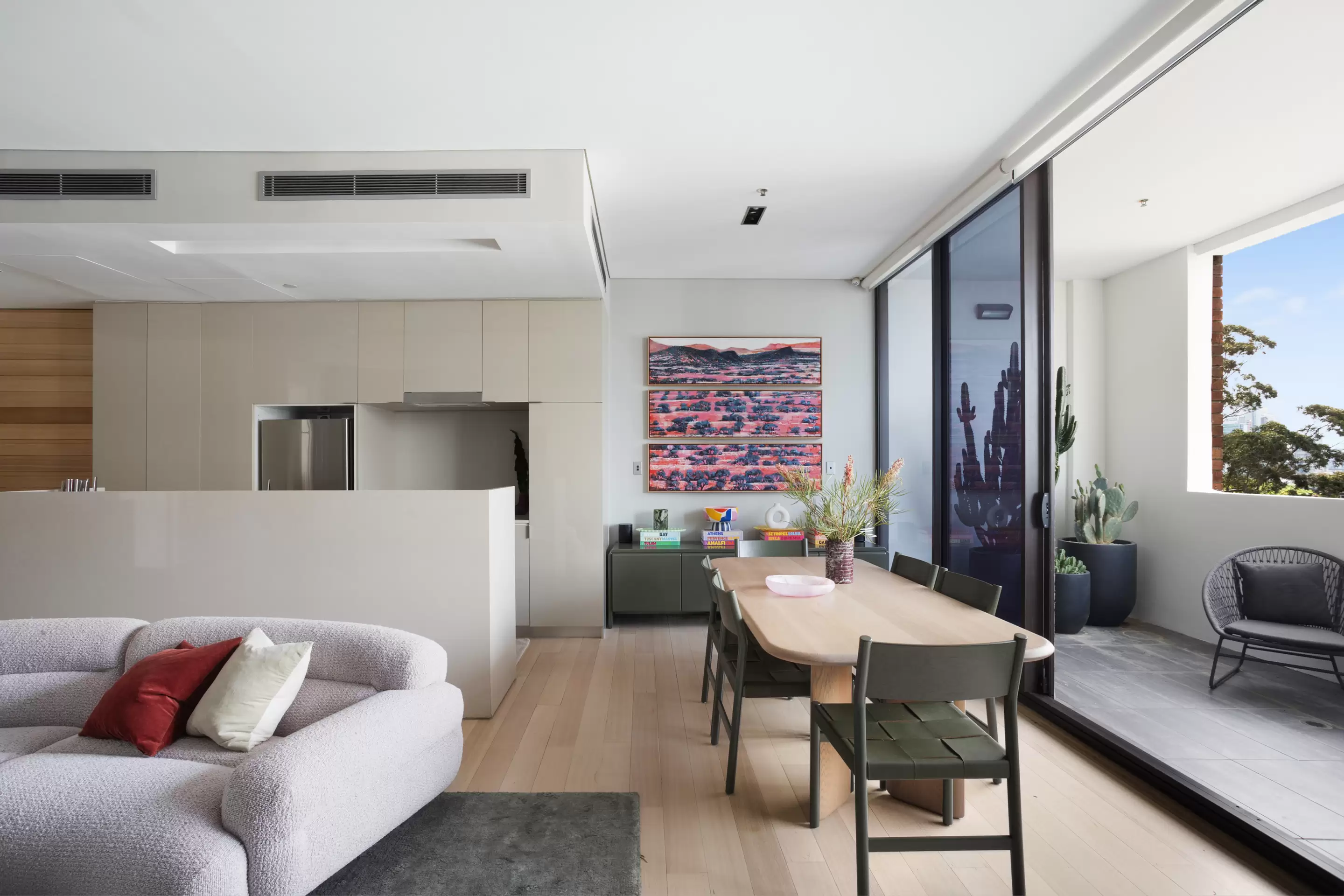 504/437 Bourke Street, Surry Hills Sold by Sydney Sotheby's International Realty - image 1