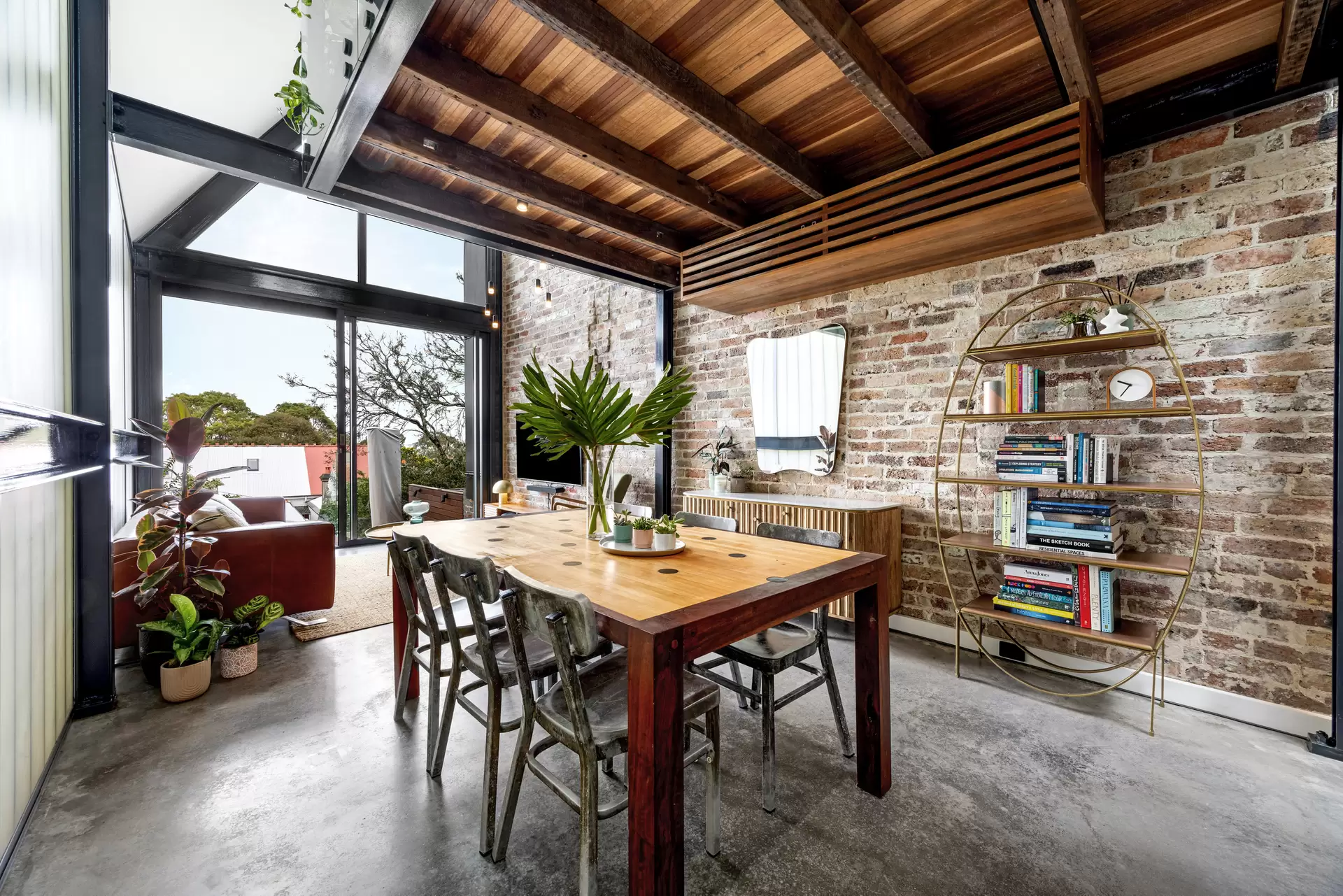 16 Cables Place, Waverley Sold by Sydney Sotheby's International Realty - image 1