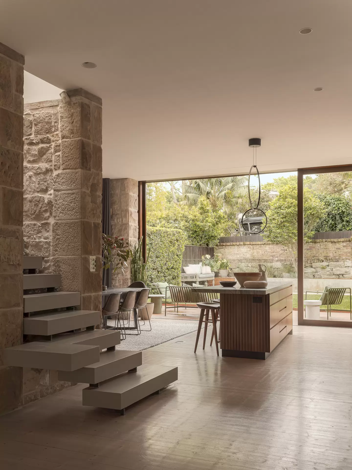 132 Wellington Street, Bondi Beach Sold by Sydney Sotheby's International Realty - image 17