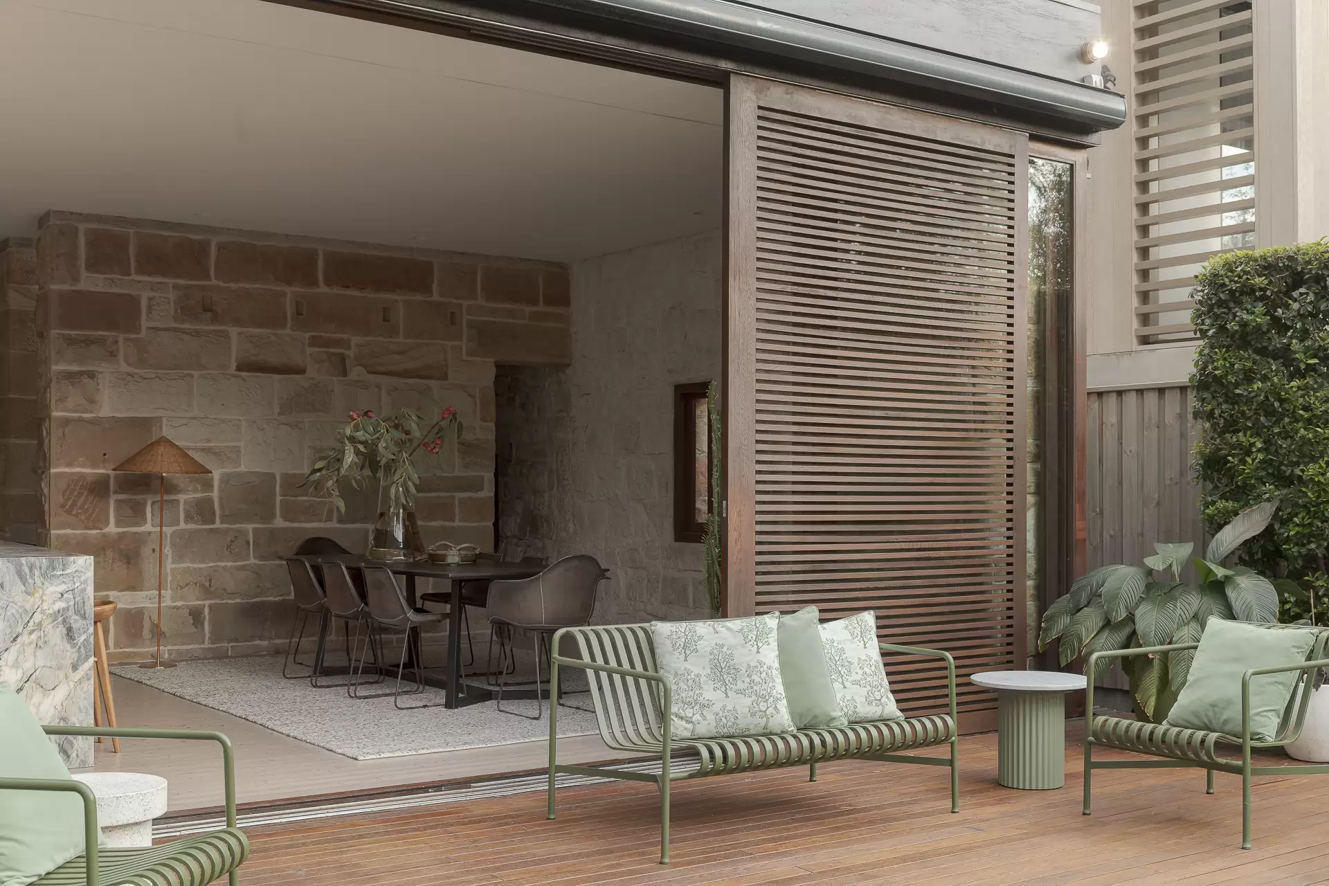 132 Wellington Street, Bondi Beach Sold by Sydney Sotheby's International Realty - image 5