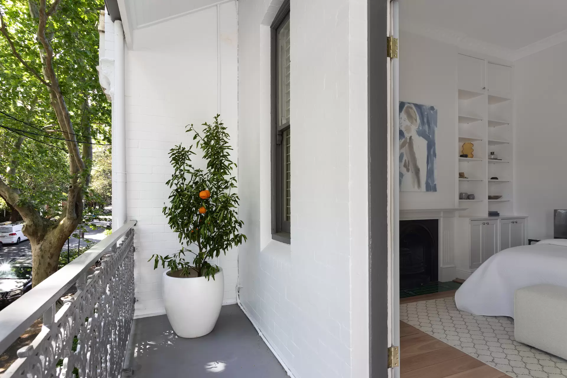 556 Bourke Street, Surry Hills Sold by Sydney Sotheby's International Realty - image 1
