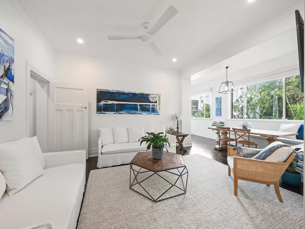 7/121-123 Darling Point Road, Darling Point Sold by Sydney Sotheby's International Realty