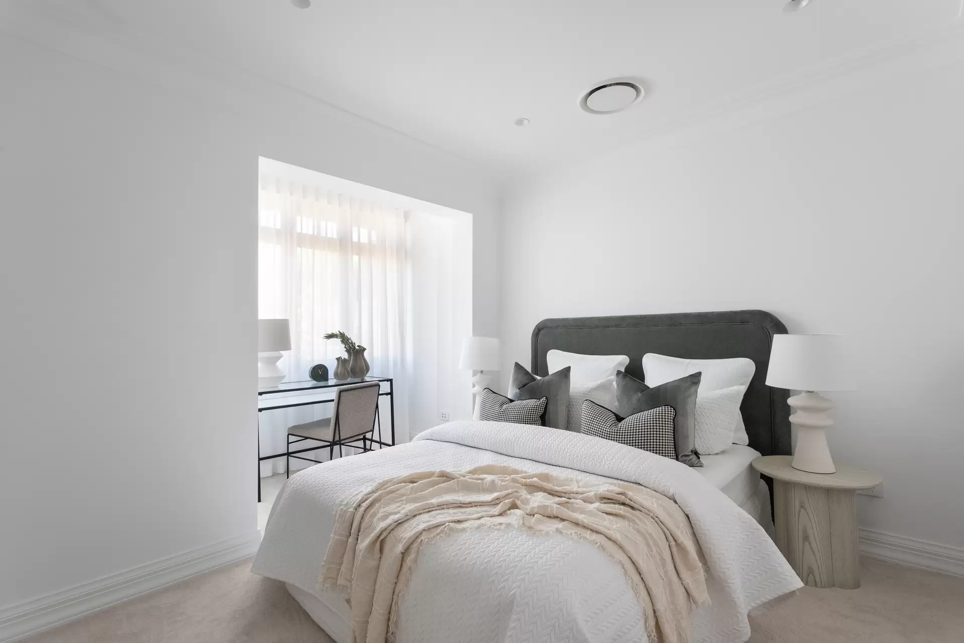 34 Whaling Road, North Sydney Sold by Sydney Sotheby's International Realty - image 1
