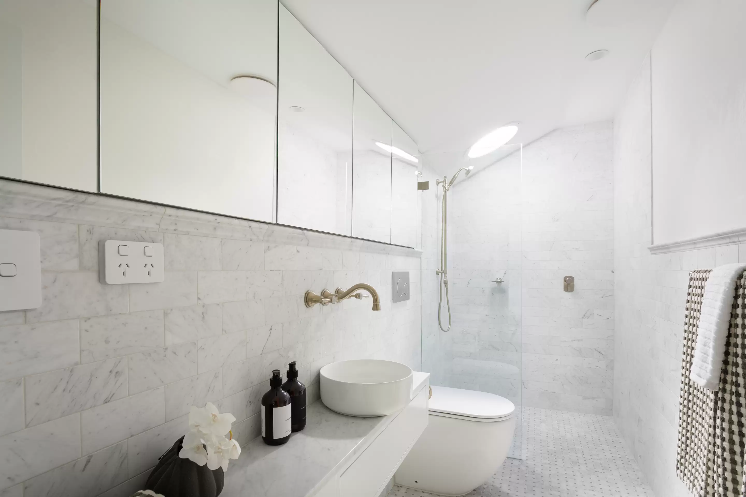 34 Whaling Road, North Sydney Sold by Sydney Sotheby's International Realty - image 10