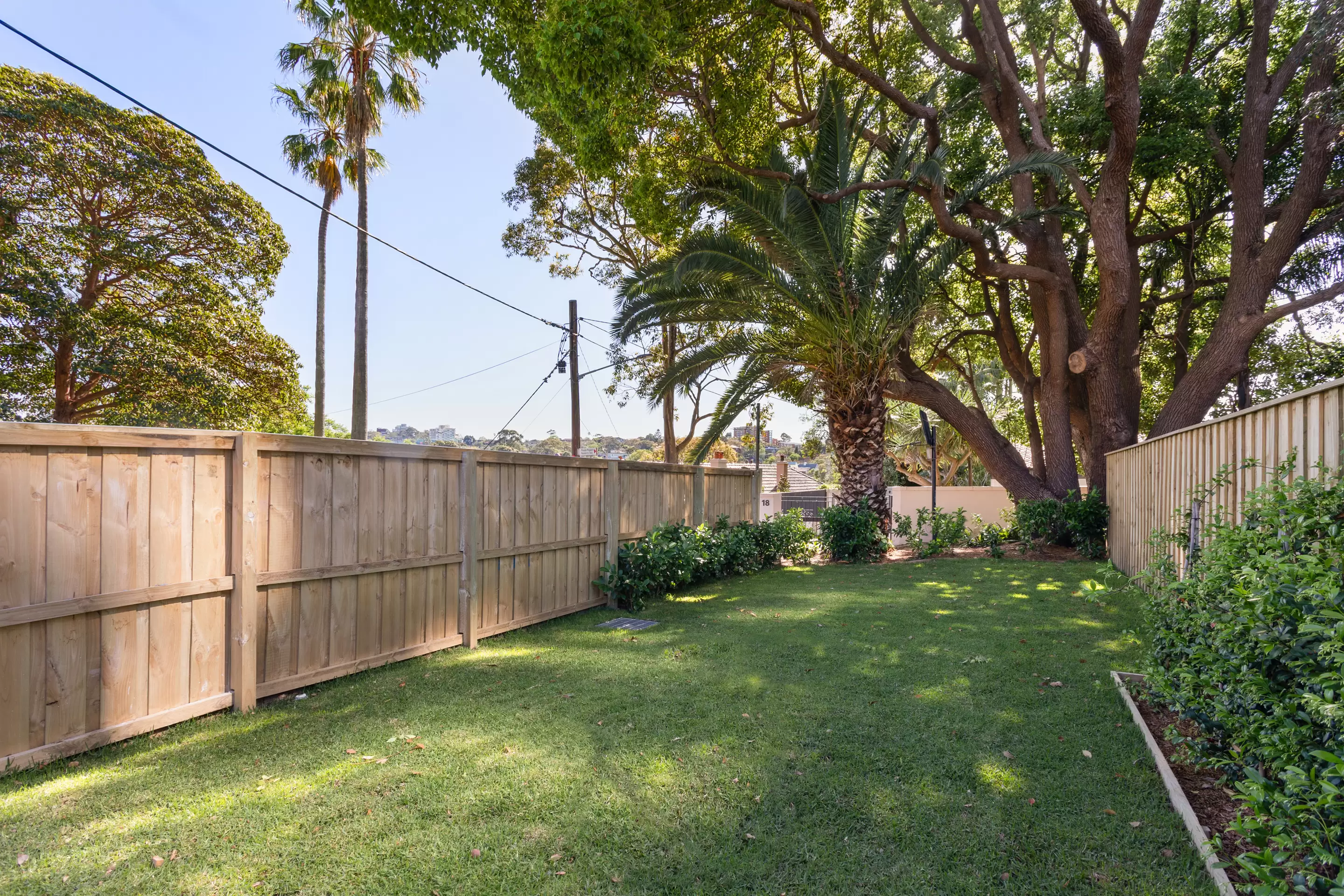 34 Whaling Road, North Sydney Sold by Sydney Sotheby's International Realty - image 5