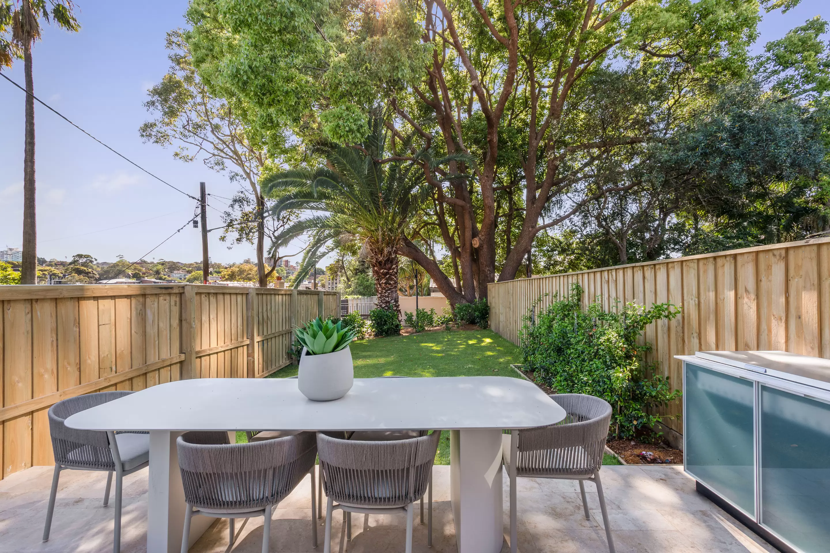 34 Whaling Road, North Sydney Sold by Sydney Sotheby's International Realty - image 4