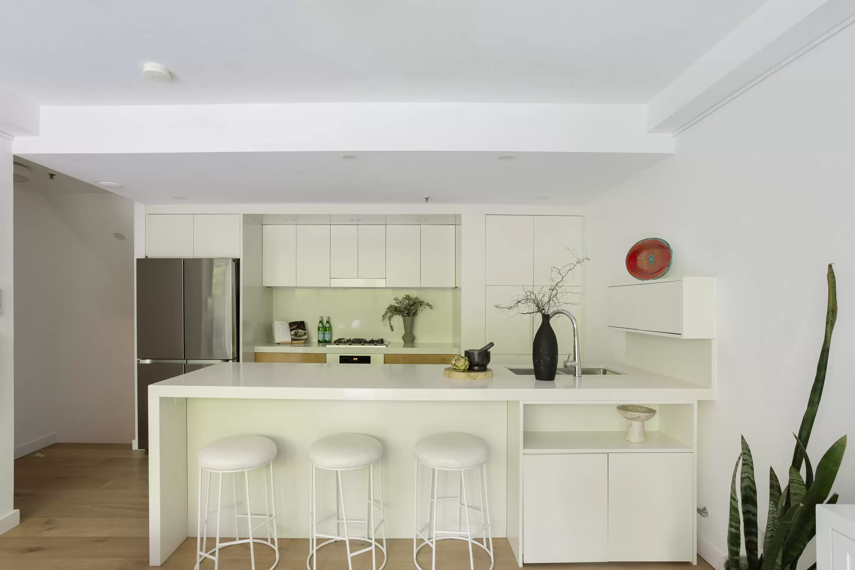 G318/780 Bourke Street, Redfern Sold by Sydney Sotheby's International Realty - image 5
