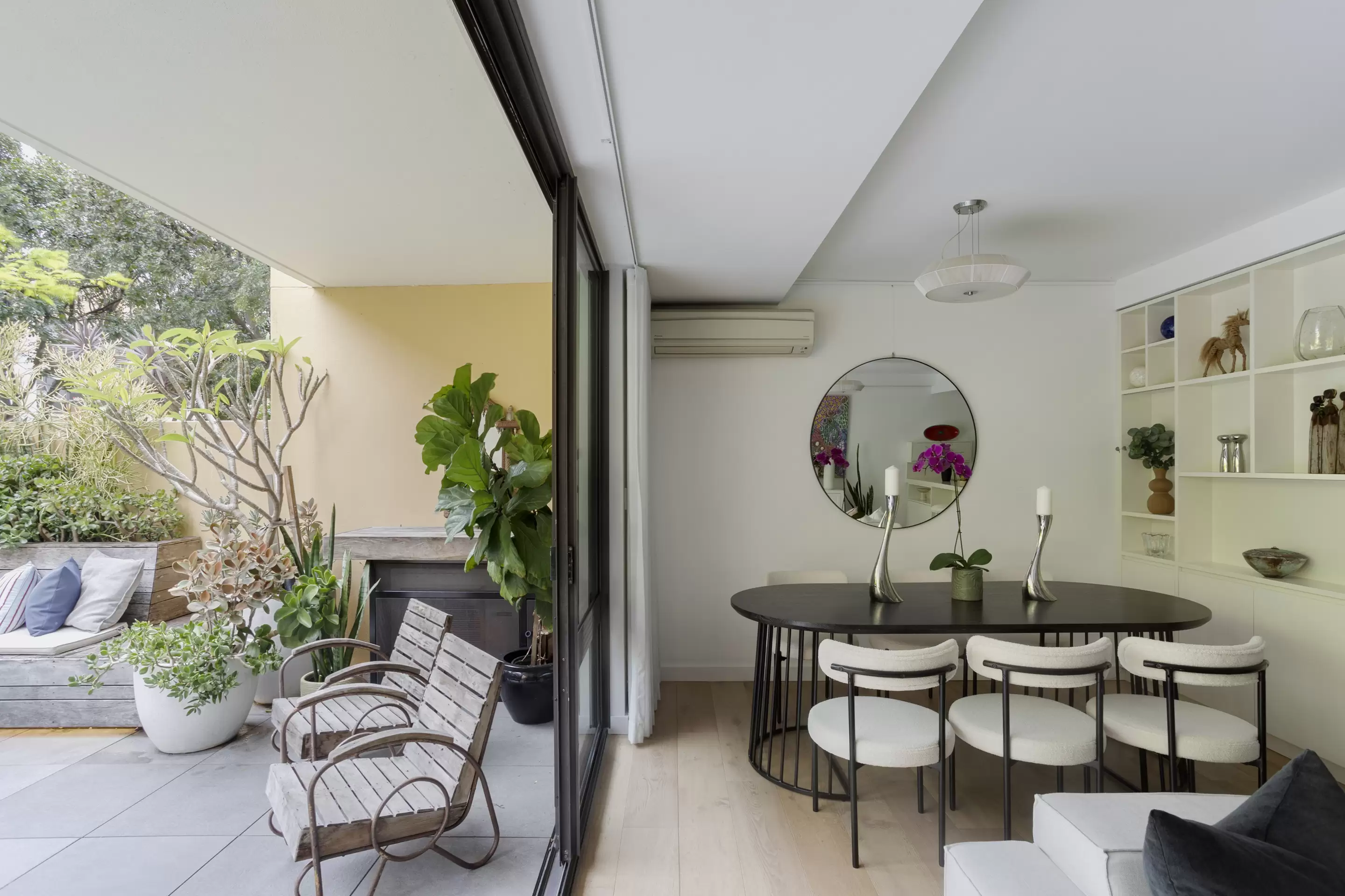 G318/780 Bourke Street, Redfern Sold by Sydney Sotheby's International Realty - image 7