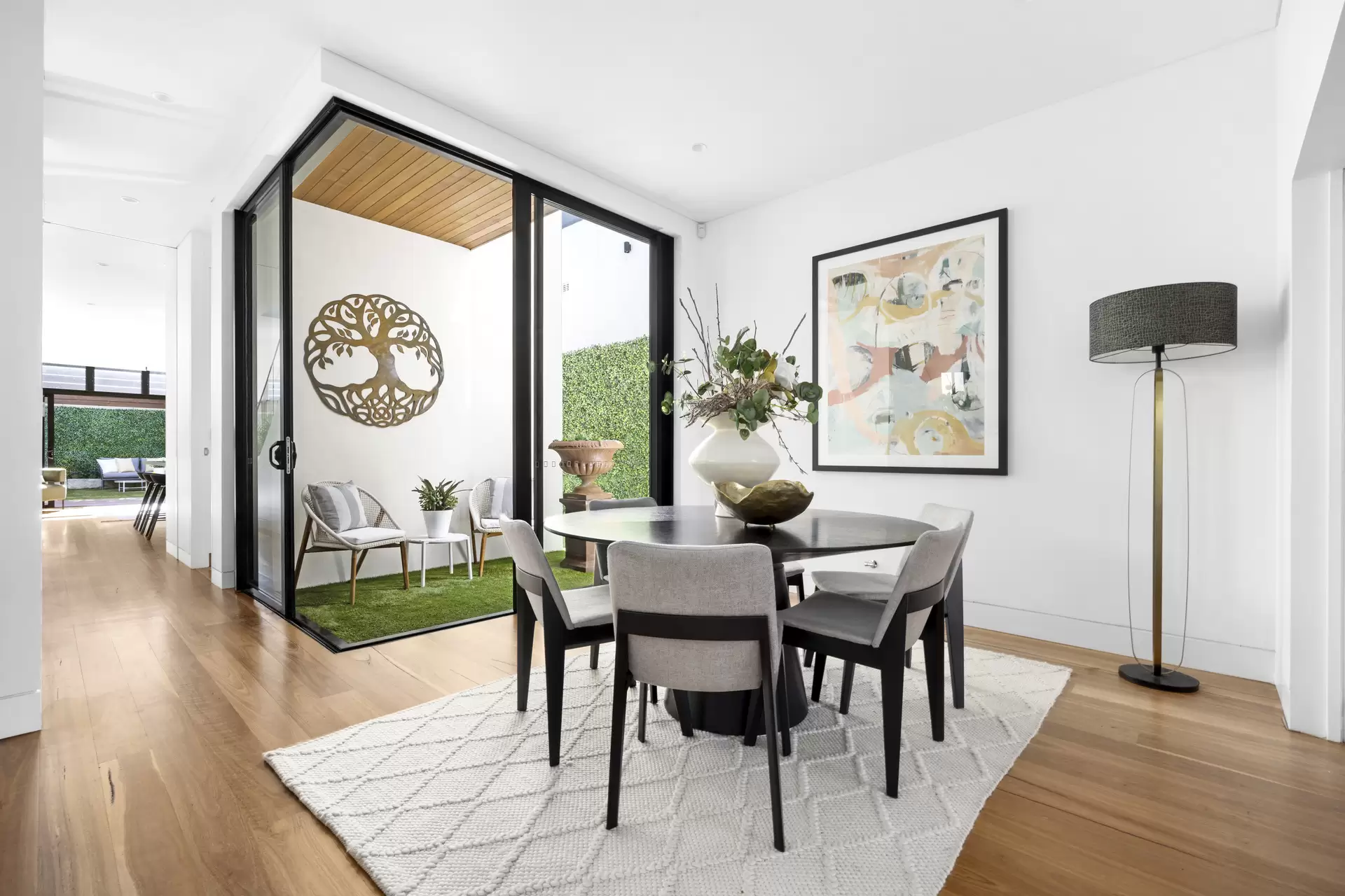 89 Denison Street, Bondi Junction Sold by Sydney Sotheby's International Realty - image 5