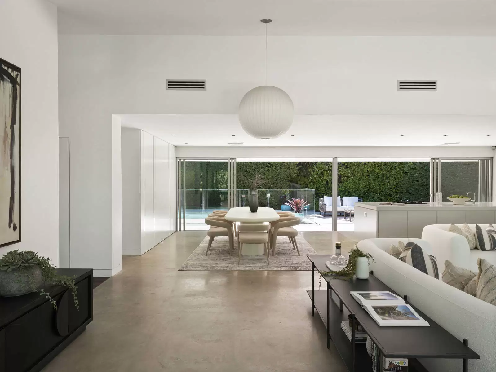 1 Knight Place, Castlecrag Sold by Sydney Sotheby's International Realty - image 5