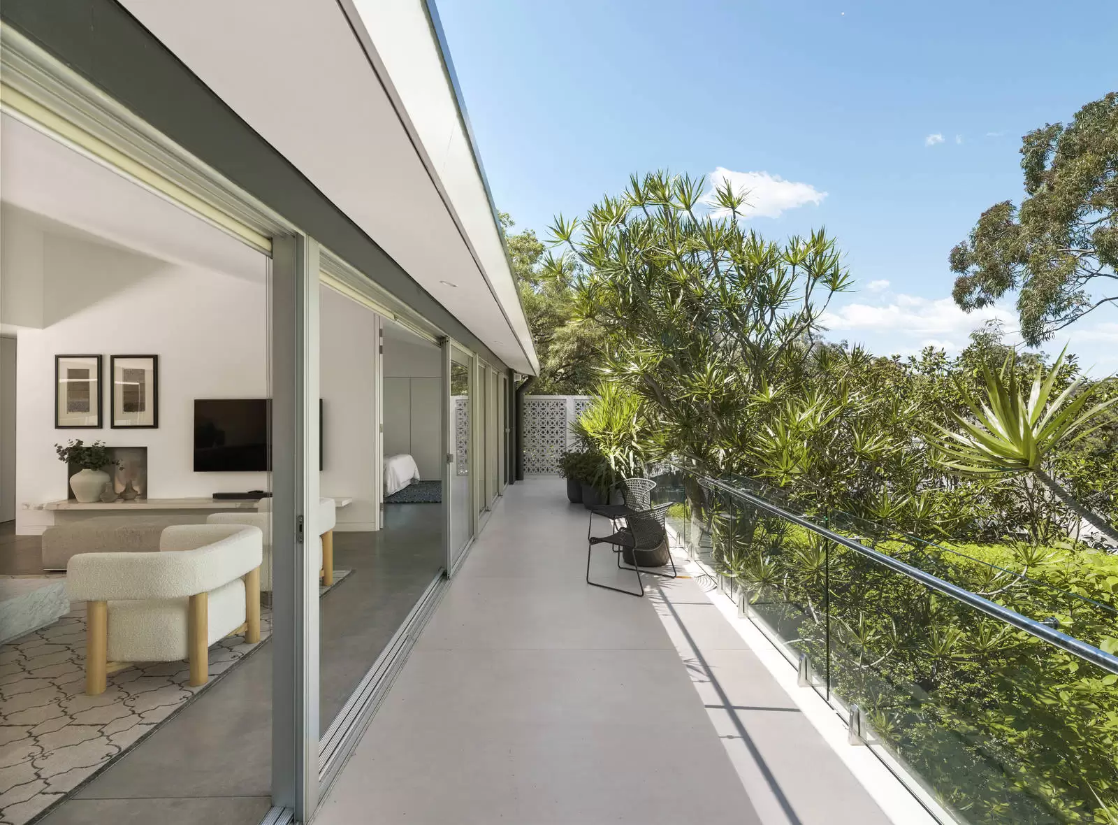 1 Knight Place, Castlecrag Sold by Sydney Sotheby's International Realty - image 10