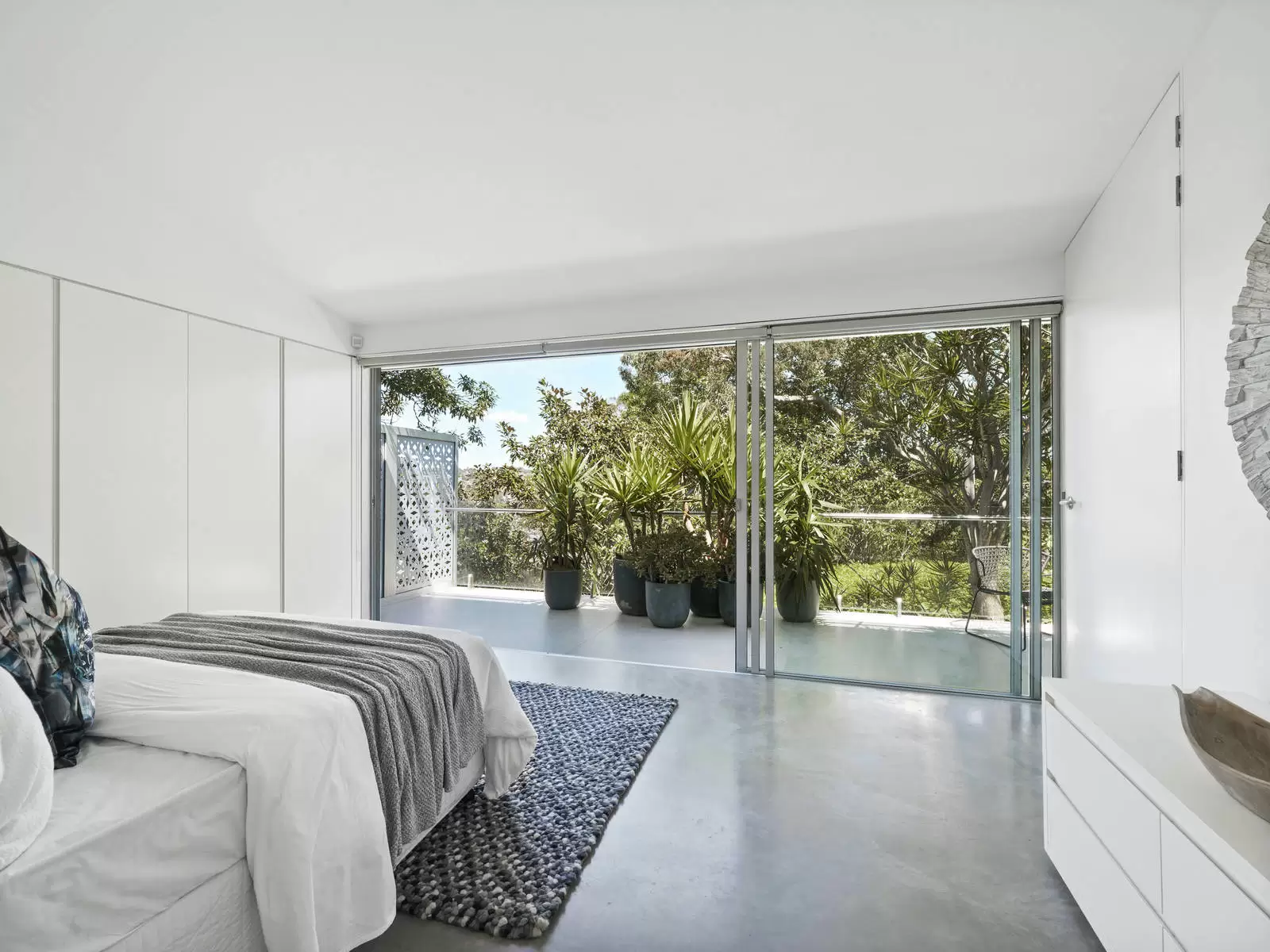 1 Knight Place, Castlecrag Sold by Sydney Sotheby's International Realty - image 14