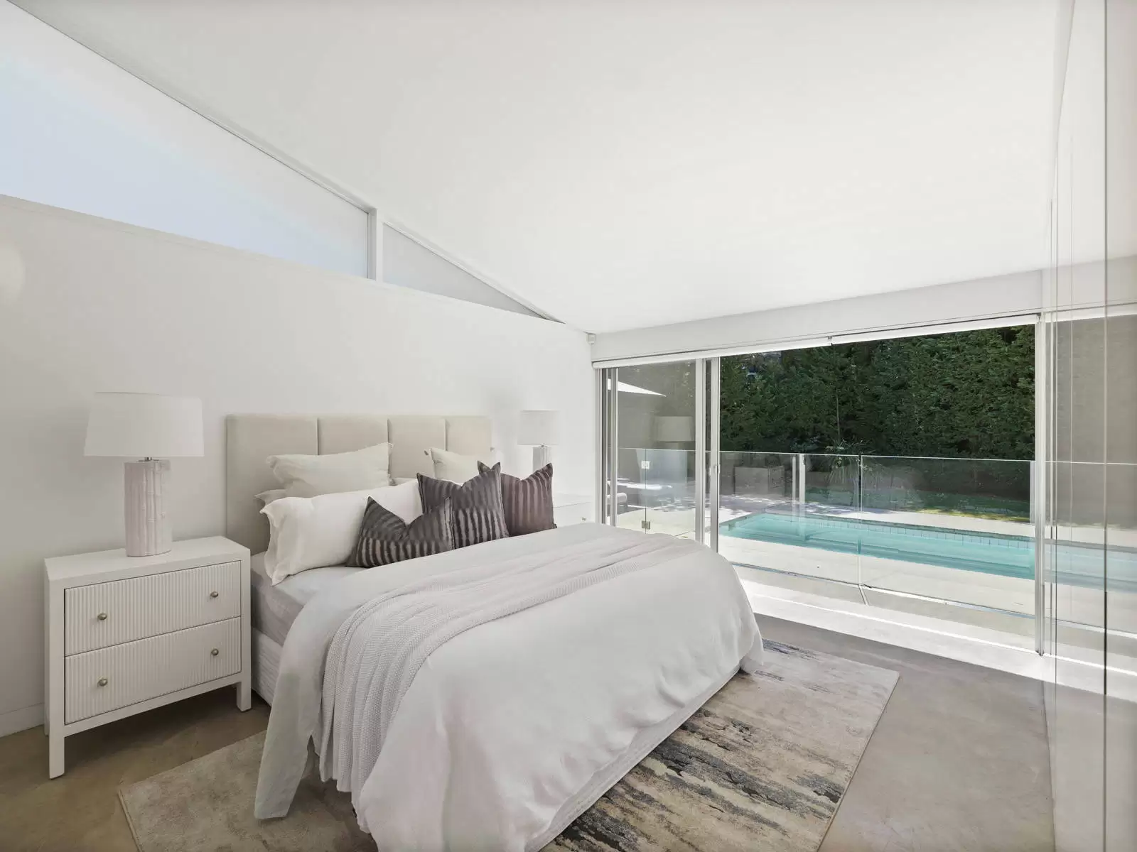 1 Knight Place, Castlecrag Sold by Sydney Sotheby's International Realty - image 11