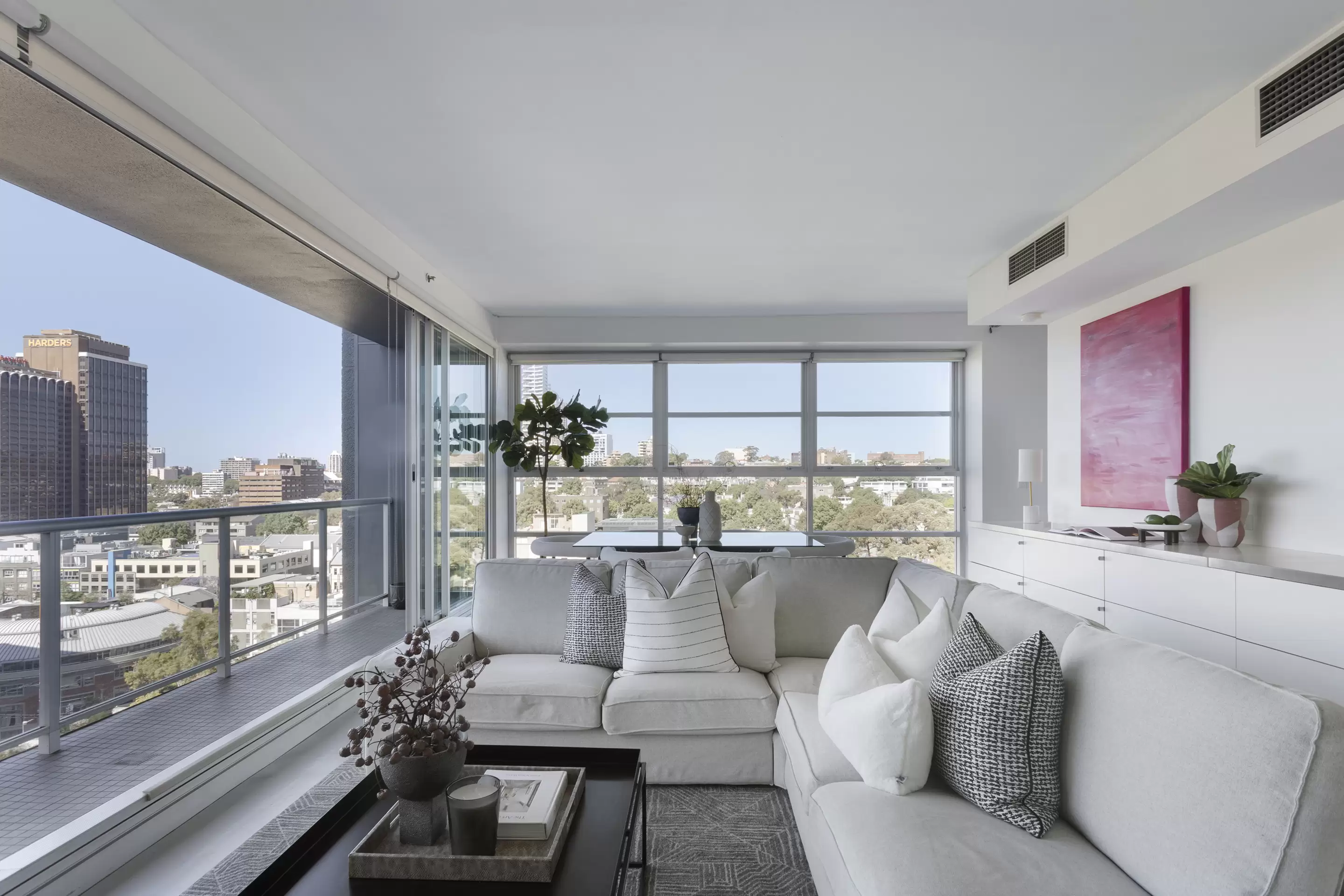 606/1-15 Francis Street, Darlinghurst Sold by Sydney Sotheby's International Realty - image 9